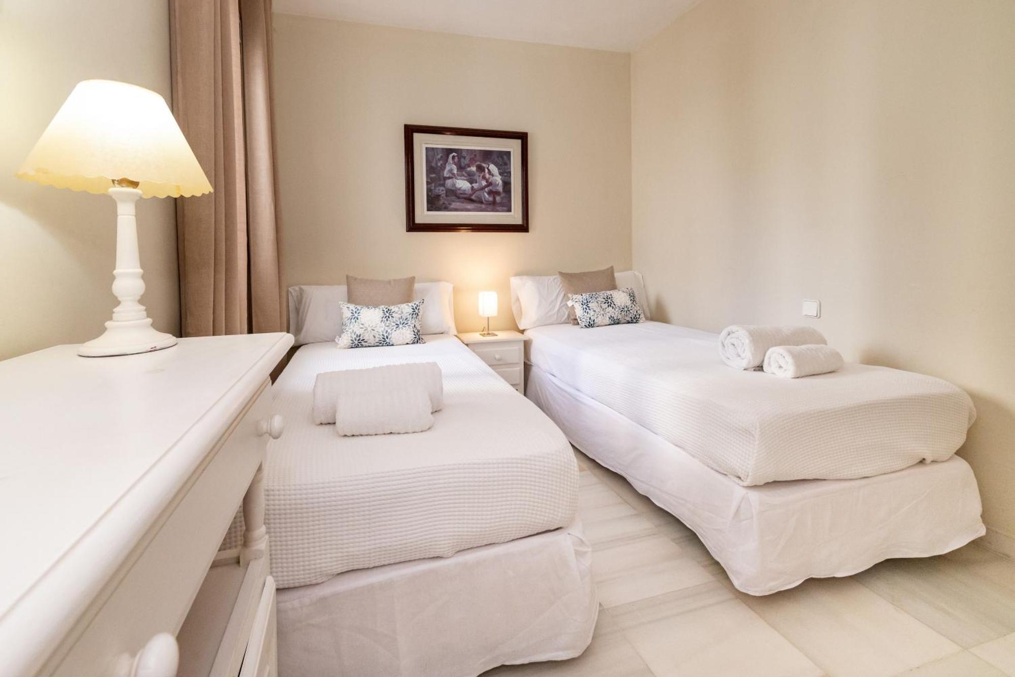 Naranjos Apartamento *